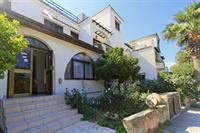 Follow The Sun Polis Exterior foto
